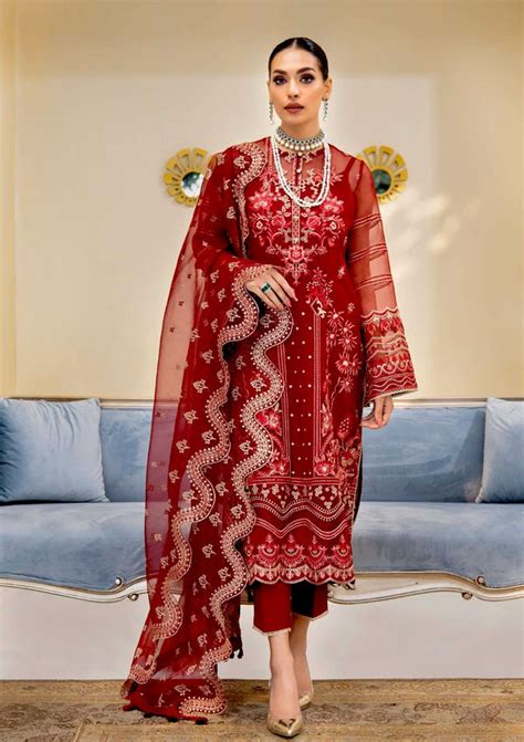 AIK Atelier Online Store | AIK Atelier Lawn, Winter, Silk & Luxury ...