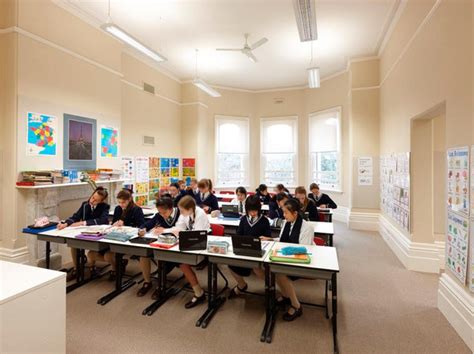 澳洲中低龄留学，公私立学校各有千秋