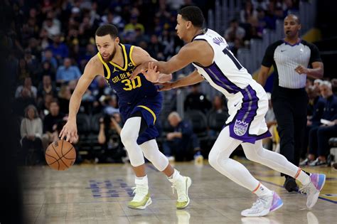 Golden State Warriors vs Sacramento Kings Starting Lineups and Depth ...