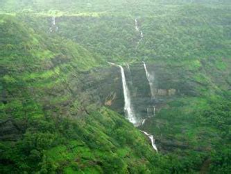 Lonavala Hill Station: Most Popular Hill Station & Best Tourist ...
