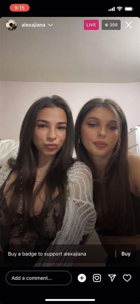 Is it just me? 🍒 : r/Alexa_Figueroa