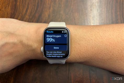 How to use ECG and check blood oxygen levels on Apple Watch