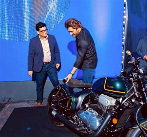 Indian cricketing great Mahendra Singh Dhoni adds a customised Jawa 42 ...