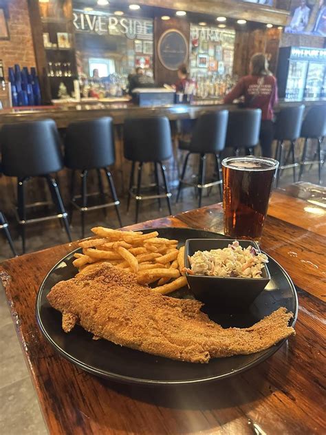 Riverside Bar & Grill - Havana, IL