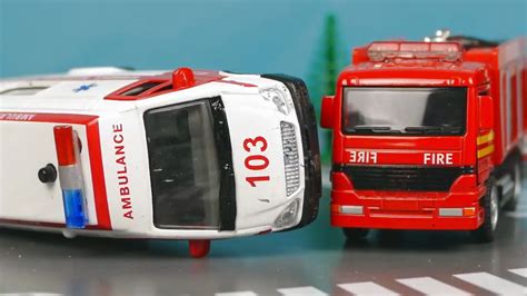 救护车出了事故，警察、救护车和消防车进行了场比赛_哔哩哔哩 (゜-゜)つロ 干杯~-bilibili