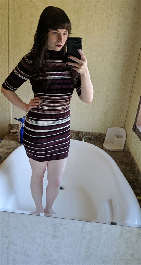 Dank memes, lewds, nudes, the occasional mental freak out. It's all here☑️. I follow back for ...