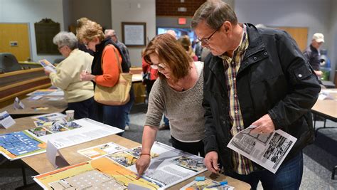 Sartell residents weigh in on community center