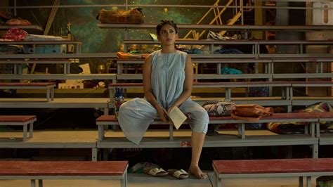 The Complexity of Rene in Natchathiram Nagargiradhu