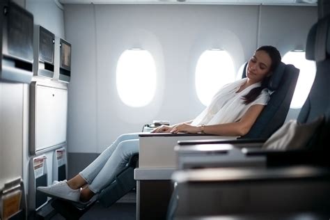 Airline Review: Cathay Pacific Premium Economy Class - The Art of ...