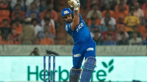 3 times Rohit Sharma threw away a good start in IPL 2023