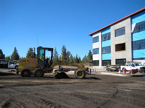 Les Schwab Headquarters - Bend | lathamexcavation