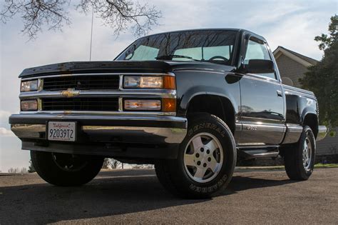 30k-Mile 1995 Chevrolet K1500 Silverado Z71 4x4 for sale on BaT Auctions - sold for $25,500 on ...