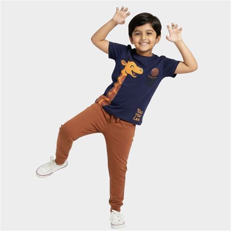 Half Sleeves Unisex T-Shirt & Joggers Set | Sporty Giraffe – orangesugar