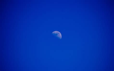 Download wallpaper 1920x1200 sky, moon, minimalism, blue widescreen 16: ...