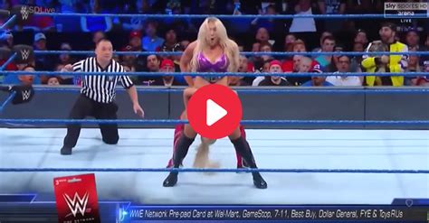 Charlotte Flair Has Wardrobe Malfunction Against Lana [VIDEO] | Fanbuzz