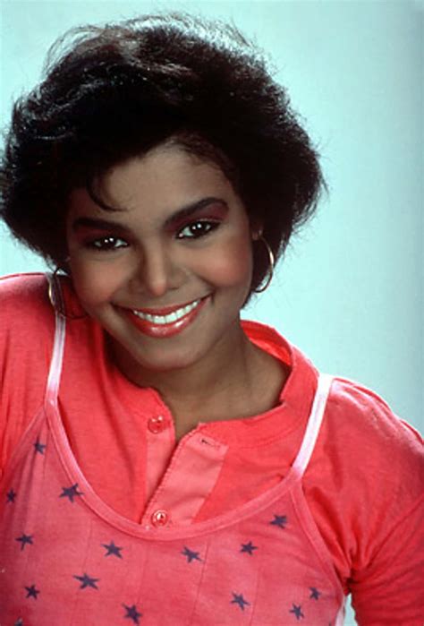 27 Photos of Janet Jackson When She Was Young