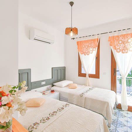 DANTEL BUTIK EV PANSIYON (Kas) - Specialty B&B Reviews, Photos, Rate ...