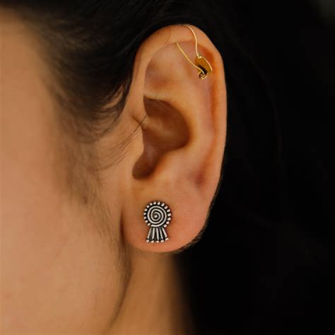 Buy Snail Studs Handcrafted Silver Jewelry at House of Aadyaa