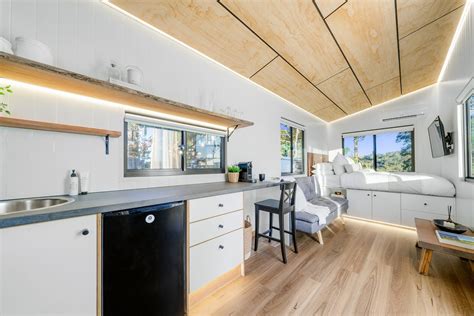 The Joey Is an Affordable and Eco-Friendly Tiny House With a Luxurious ...