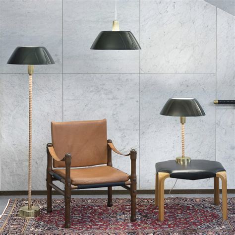 Senator Floor Lamp - Great Dane