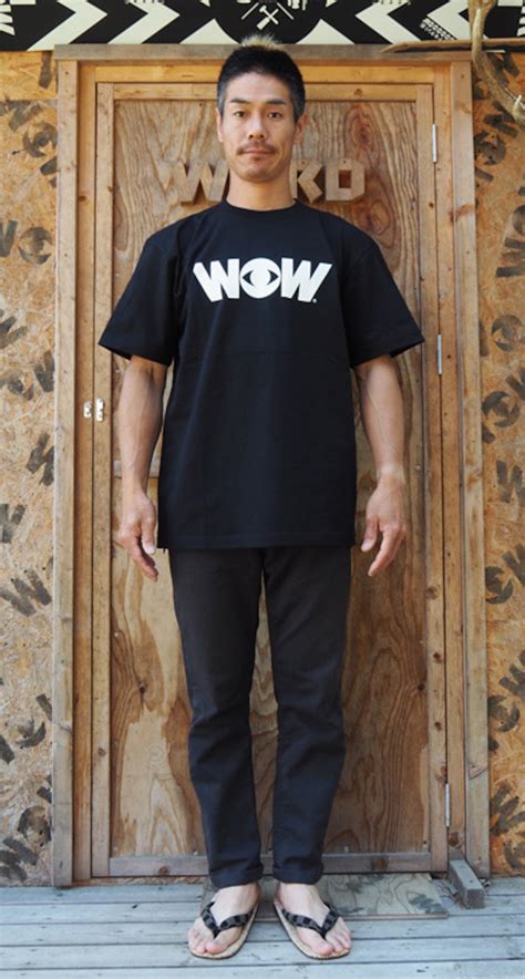 WOWベーシックロゴ Tシャツ 黒x白プリント（送料込み） | WOW STORE