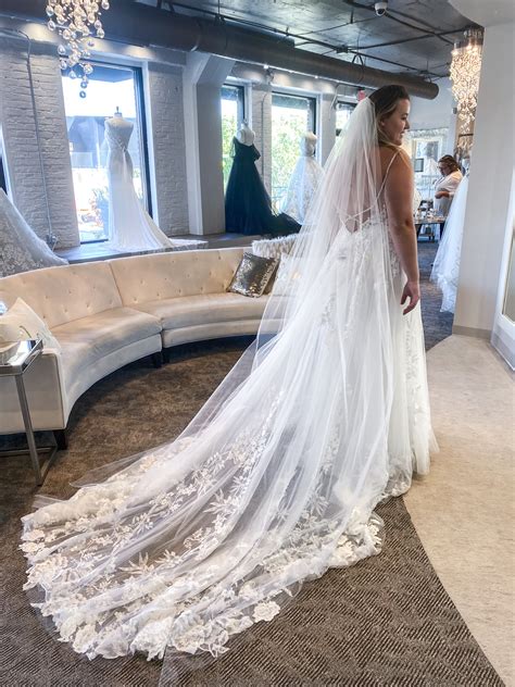 Martina Liana 1137 New Wedding Dress Save 34% - Stillwhite