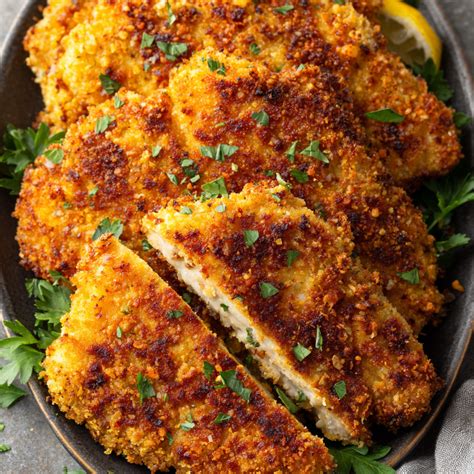 Crispiest Breaded Chicken Cutlets - Easy homemade recipes