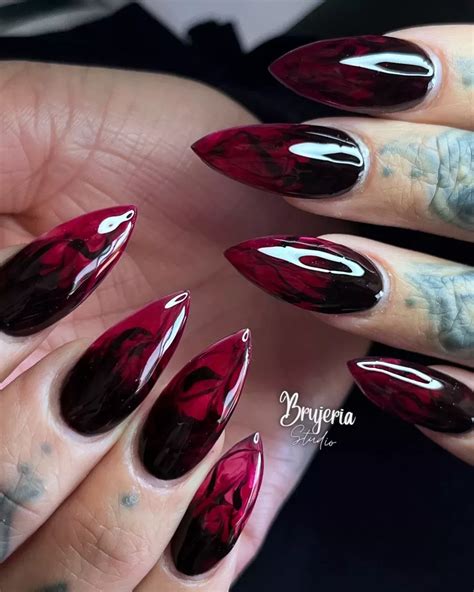 47 Best Halloween Nails - Spooky, Cute, Simple & More | Goth nails ...