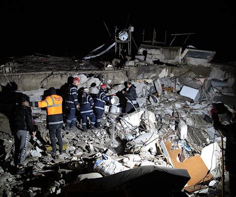 Virgin Mary Statue Untouched by Turkish Earthquake That Wrecked ...