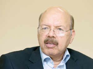 CEC Nasim Zaidi meets representatives of political parties in Bihar ...