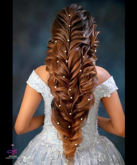 Sassy Fishtail Braid Hairstyles to-be-brides Must Check Out