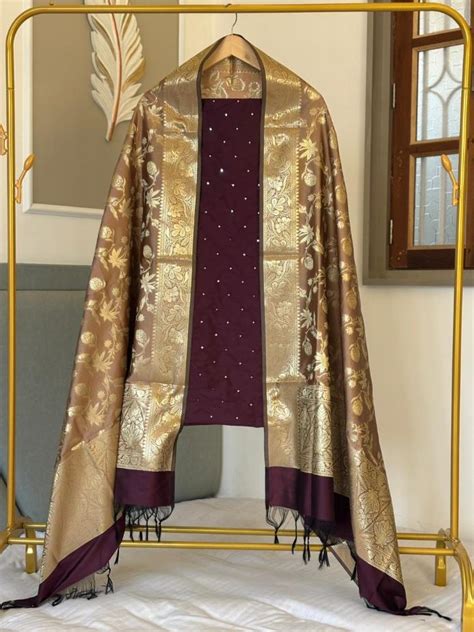 Varnika Gold – ANUROOP