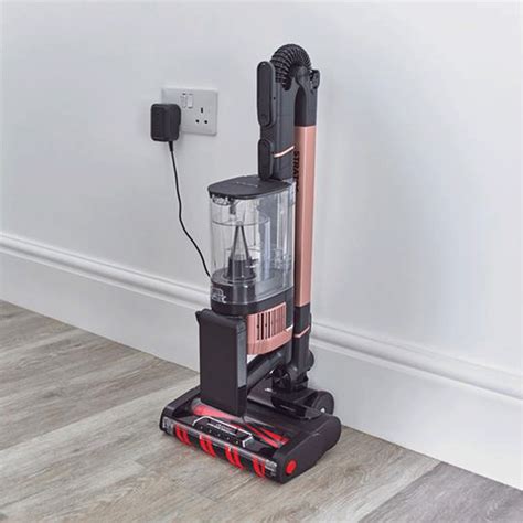 How to clean a Shark vacuum filter - our top tips | Ideal Home