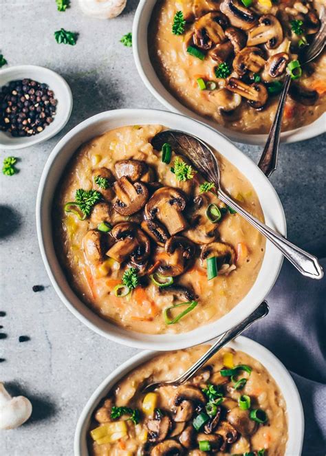 Creamy Mushroom Rice Soup - Easy, Vegan & One Pot - Bianca Zapatka ...