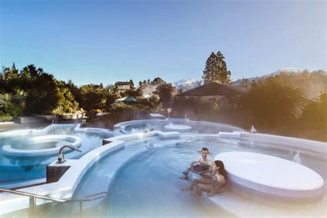 Step Into New Zealand’s Best Hot Pools To Chill Out | Femina.in
