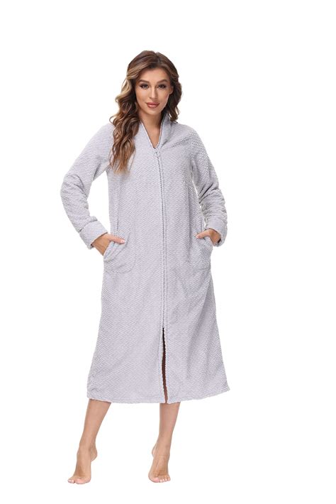 Amazon.com: INK+IVY Embossed Plush Front Zipper Robe for Women - Full ...