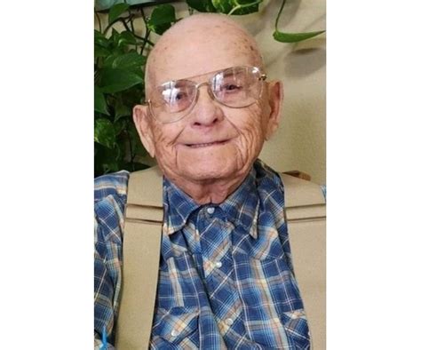 Robert McFarland Obituary (1930 - 2025) - Mason City, IA - Globe Gazette