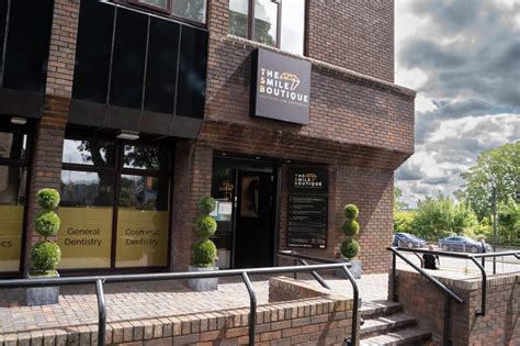 About Us - The Smile Boutique Glasgow -Dentist in Newton Mearns, Glasgow