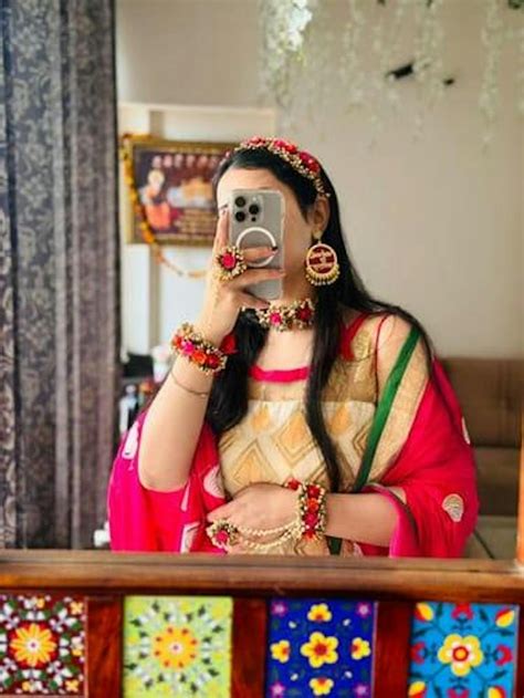 Shop Stunning Flower Jewelry Sets for Haldi and Baby Shower Events ...