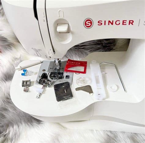 Singer Sewing Machine Manual for 3337 Tutorial 的图像结果