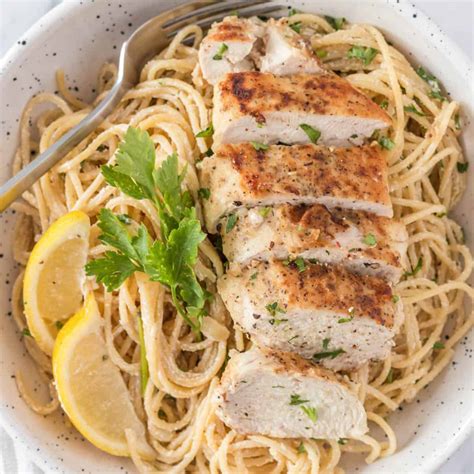 15 Delicious Chicken Pasta Recipes - nabeelafoodhub.com