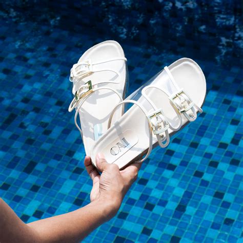 Iridescent Transparent Slider – The CAI Store