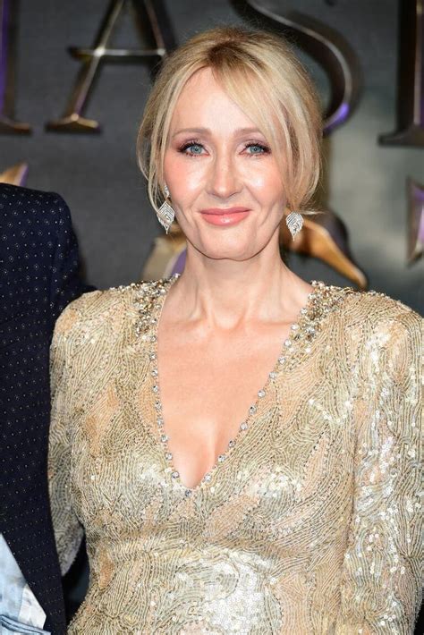 Miniature Harry Potter book ‘worth £100,000-£150,000’ to be auctioned ...