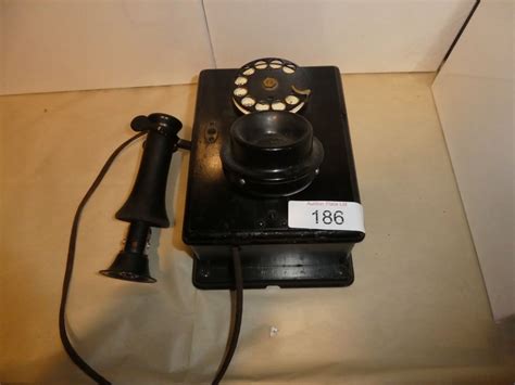 Old Time Phone 的图像结果