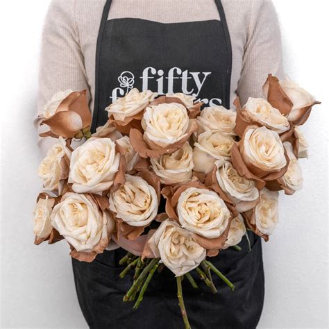 Mocha Mousse Tinted Roses