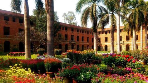 NIRF College Rankings 2022: Miranda House best college in India, 5 ...