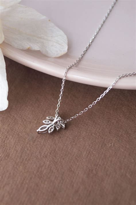 Shinning Flora Leaves Sterling Silver Chain Necklace | 925 Silver ...