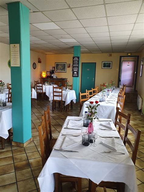 HOTEL RESTAURANT DES COTES DE MEUSE (Saint-Maurice-sous-les-Cotes ...