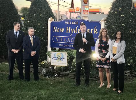 Lighting of the Gold Trees | Village of New Hyde Park, NY
