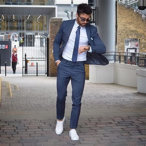 49 Stylish Graduation Outfits For Guys - Styleoholic